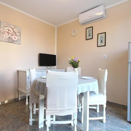 Fuer 4 Personen Ca 48 Qm In Fazana, Istrien Istrische Riviera
