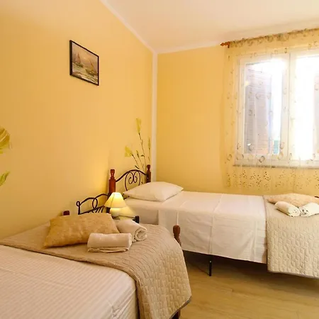Appartement Fuer 4 Personen Ca 48 Qm In Fazana, Istrien Istrische Riviera