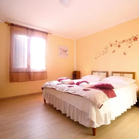 Fuer 4 Personen Ca 48 Qm In Fazana, Istrien Istrische Riviera *